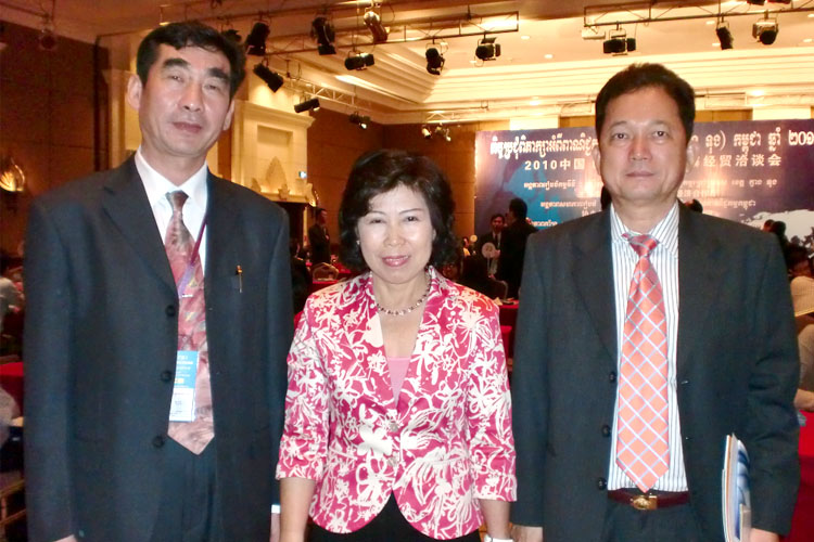 海燕策略斫研究论坛