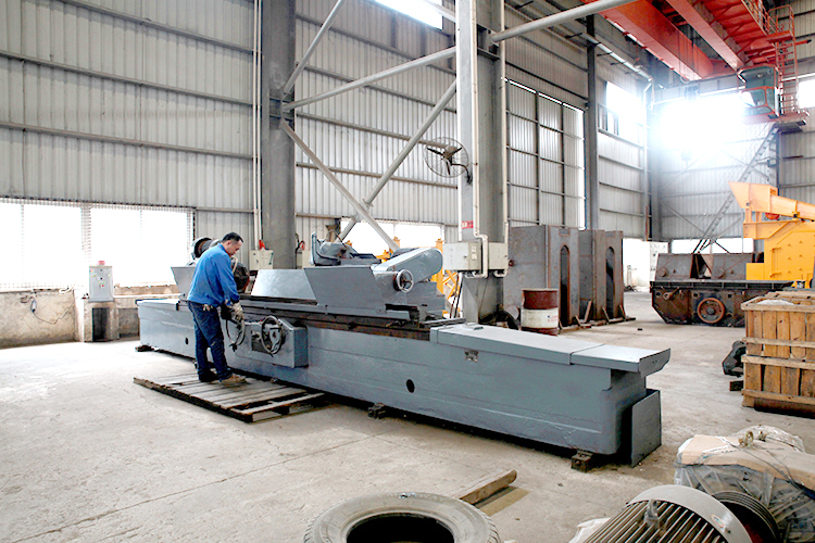 海燕策略斫研究论坛