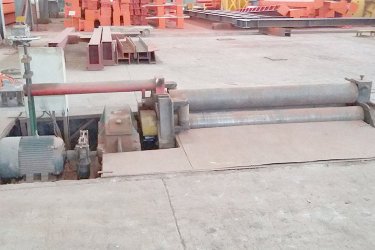 海燕策略斫研究论坛